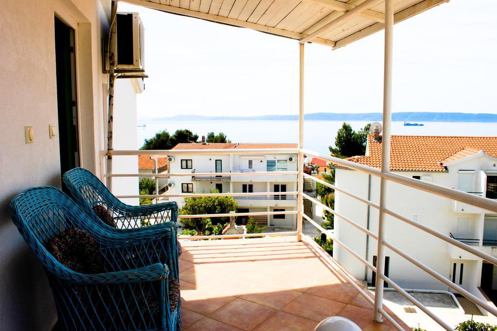 Apartments Niko Trogir Exterior photo