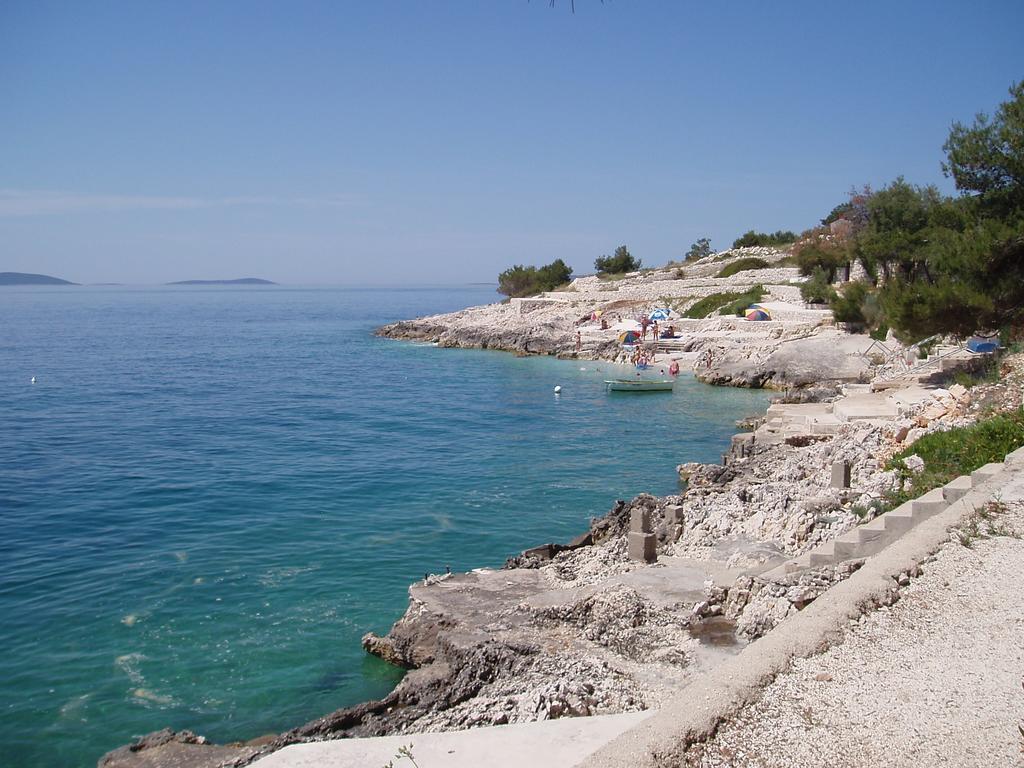 Apartments Niko Trogir Exterior photo